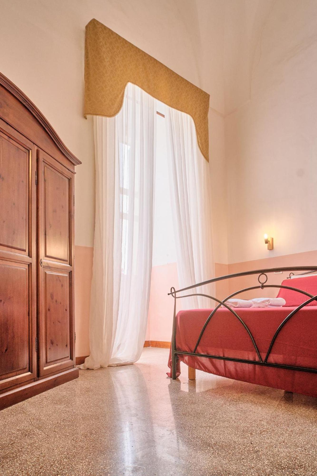 Palazzo Scarciglia Hotel Minervino di Lecce Exterior photo